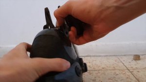 Как поменять колесо на роликах / как разобрать колесо