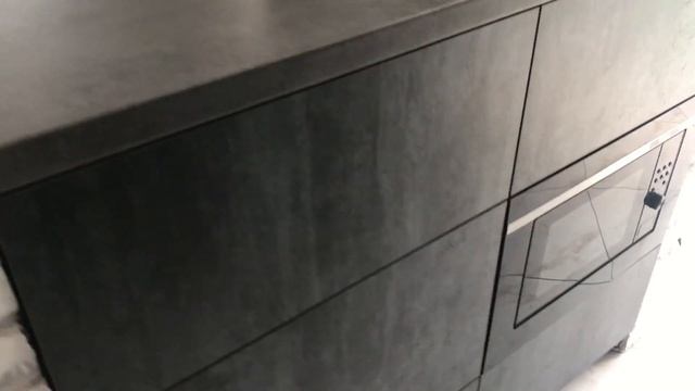 Кухня "Аргентум" с островом в стиле Лофт в ЖК "Маяк Минска" (Kitchen Loft)