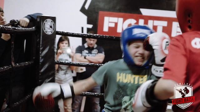 Новогодний внутри клубный детский турнир по Тайскому Боксу - Fight Baza смотреть онлайн