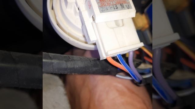 Стиральная машина LG стала стучать после того как подшипники сами поменяли - с чего бы это? смотреть онлайн