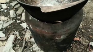 Печь для казана 12 литров из бака водонагревателя 120 литров