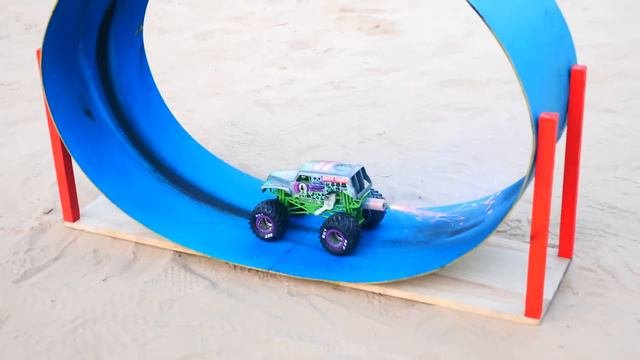 Experiment: Rc Helicopter On Truck !