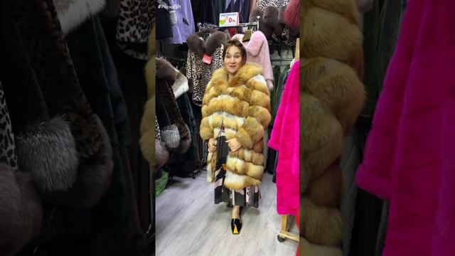Роскошная шуба из лисы