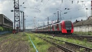 Электропоезда ЭС1П-022/023 и ЭП3Д-0102 на станции Нижний Новгород Московский