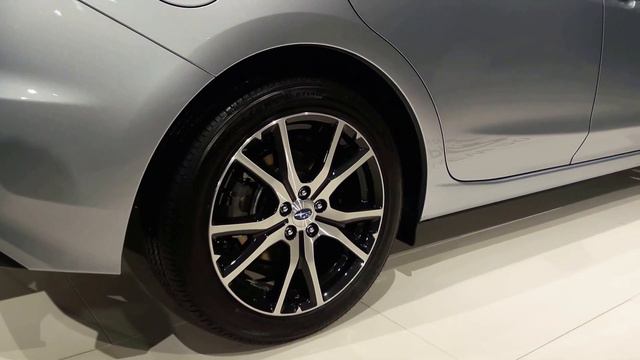 2017 Subaru Impreza Limited Exterior Walkaround - 2016 New York Auto Show смотреть онлайн