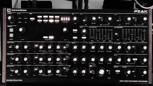 Novation Peak Ambient - IX смотреть онлайн