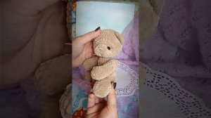 Плюшевая вязаная игрушка Мишка в платье с бантиком