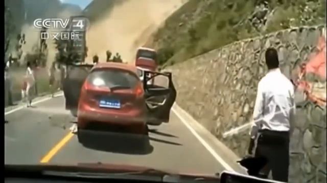 Самые массивные оползни, заснятые на камеру