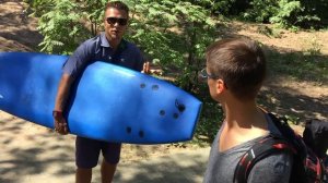 Урок серфинга 3. Как носить правильно серф доску?  Выход на пляж. Лайфхаки.