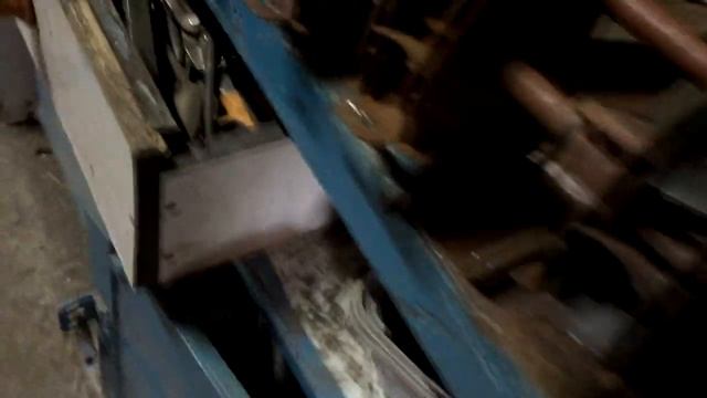 Детальний Капітальний ремонт сівалки СЗ-3.6. ПОЯСНЕННЯ процесу .Розборка ящиків. Висівних. Частина смотреть онлайн