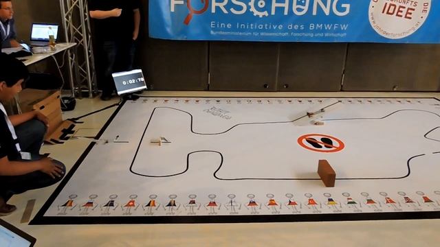 Robotchallenge 2015 Line Follower & Line Follower Enhanced