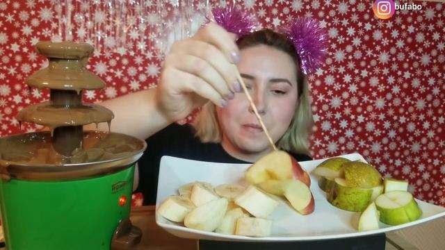 ШОК!!! оладный фонтан ФОНДЮ ФРУКТЫ МУКБАНГ | Chocolate fountain FONDUE FRUIT MUKBANG 먹방 eatingshow смотреть онлайн
