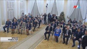 Губернатор Андрей Бочаров вручил жителям Волгоградской области государственные награды