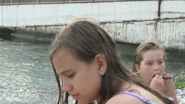 Опять клад в пляжной сумке Веселая семейка смотреть онлайн