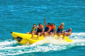 Катание на банане