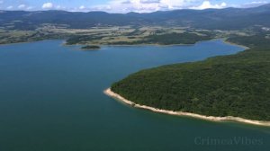 Чернореченское водохранилище в Байдарской долине после ливня. Теперь полное!