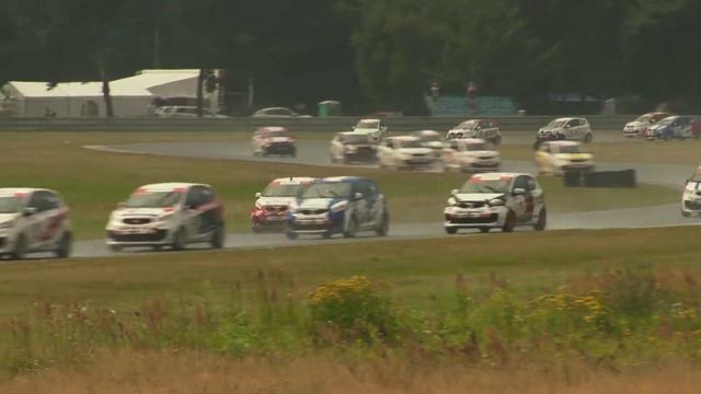 KIA LOTOS RACE 2013 Poznań clip long смотреть онлайн