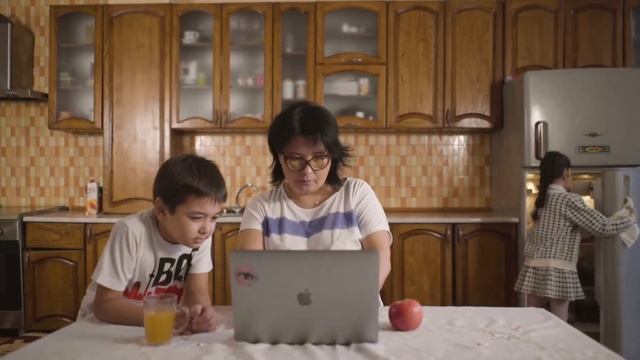 «One Million Uzbek Coders» (en)