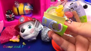Learn Colors with Squishy Balls and Microwave Surprise Toys