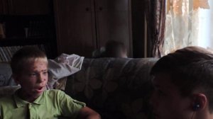 Данилка, стоит в углу и рассказывает таблицу умножения