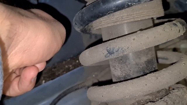 Maserati Ghibli и странная конструкция ее кузова... смотреть онлайн