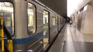 81-717/714.6 На станции Петровско-Разумовская