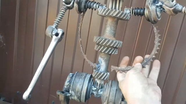 Самоделка из металлолома,металла,автозапчастей (Светильник). смотреть онлайн