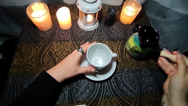 ГАДАНИЕ НА КОФЕЙНОЙ ГУЩЕ ☕✨ #гаданиенакофейнойгуще #гадание #кофе #кофейнаягуща #магия #magic