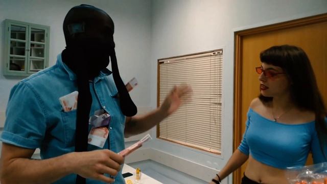 Обзор на веганские сосиски от королевы обзоров Алексы Шадриной смотреть онлайн