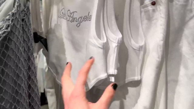 Три дня в Барселоне с подругой детства, любимые кафе, истории прошлого и прогулка на велосипедах. смотреть онлайн