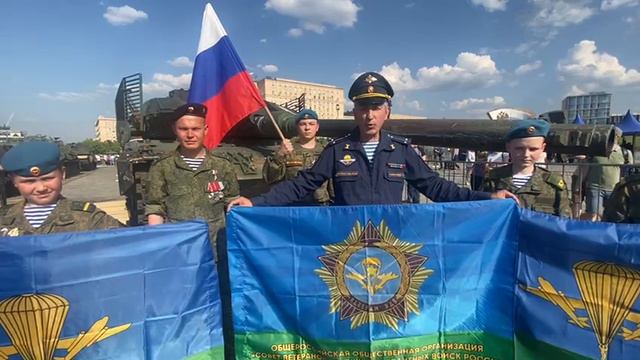 Иван Жарский и кадеты ККШИ)))