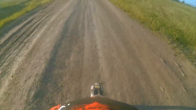 Летний прострел по полям + гонка с марком, короллой и трактором [IRBIS TTR125] смотреть онлайн