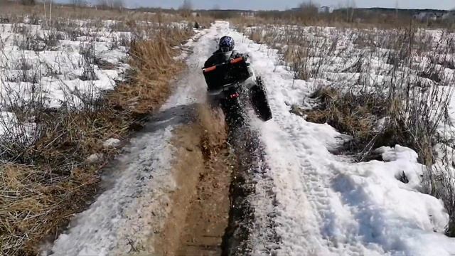 Квадроцикл Motoland Wilb 125 последний снег, первые лужи смотреть онлайн