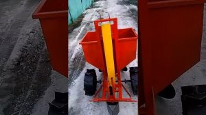 Картофелесажалка для минитрактора МТЗ-132Н.