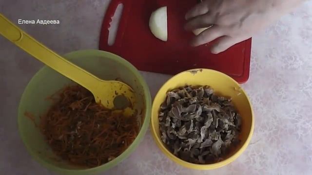 Салат из Куриных Желудков (острый) смотреть онлайн