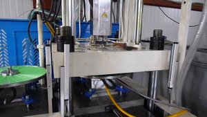 Изготовление изделия щеточный диск 550 мм на вертикальном ТПА CYBERTECH