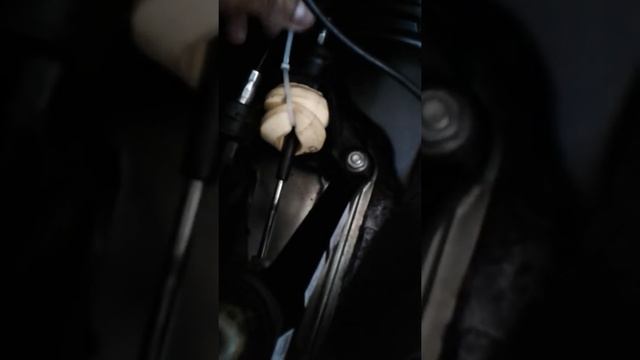 Дребезжание тросов коробки передач Лада Гранта. смотреть онлайн