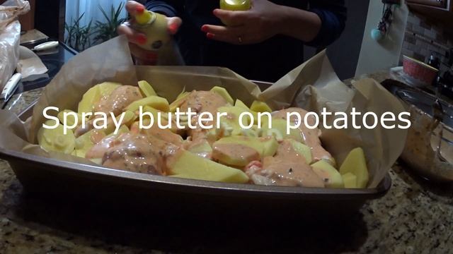 Chicken drum sticks with potato in the oven смотреть онлайн