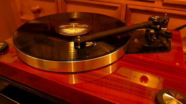 Roksan Xerxes 20+/Tabriz Zi/Dynavector XX-2MkII/Primare R32/Caspain M2/Spendor A5 system смотреть онлайн