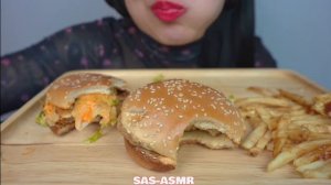 SAS ASMR McDonald’s cheeseburger poutine mukbang bites only #viral #fyp #new #asmr #trend #food #rm
