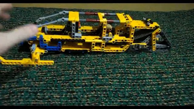 Снегоход с кабиной от вертолета... смотреть онлайн