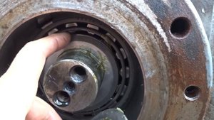 сборка КПП,моста и тормозов трактора ЮМЗ 6\/assembly of the gearbox,bridge and brakes of the YMZ 6