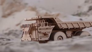 Belaz 75710 Wood Model (деревянный конструктор)