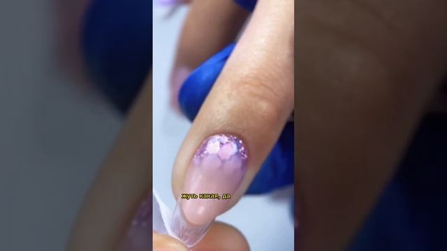 Ужасный маникюр от нейросети#маникюр смотреть онлайн