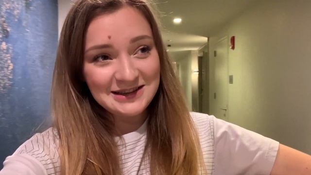 VLOG : Собираю посылку | Русский магазин в США | Распаковка и примерка одежды из UNIQLO