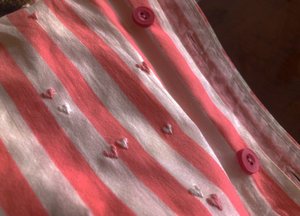 Как вышить сердце // Вышивка сердец на одежде // Переделываю рубашку