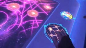 Интерактивный аэрохоккей (геймплей)