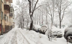 Невская, снегопад 12 марта 2023. Владивосток