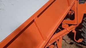 Трактор Т-16 М (покраска кузова внутри )