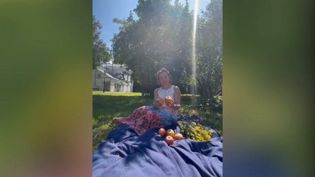 С Яблочным спасом